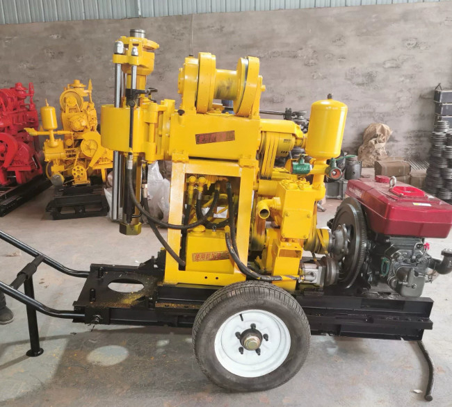 Exploration Gk 200 300mm Hydraulic Borewell Machine With 15kn Lifting Force
